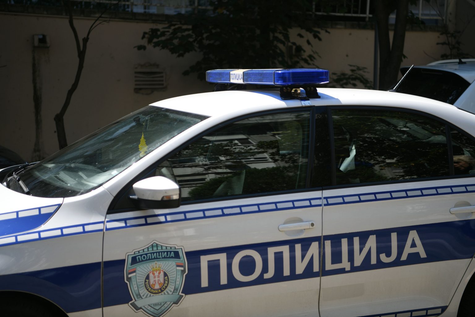 Svadbu prekinula tragedija: Preticao, pa podleteo pod kamion, poginuo mladić star 28 godina